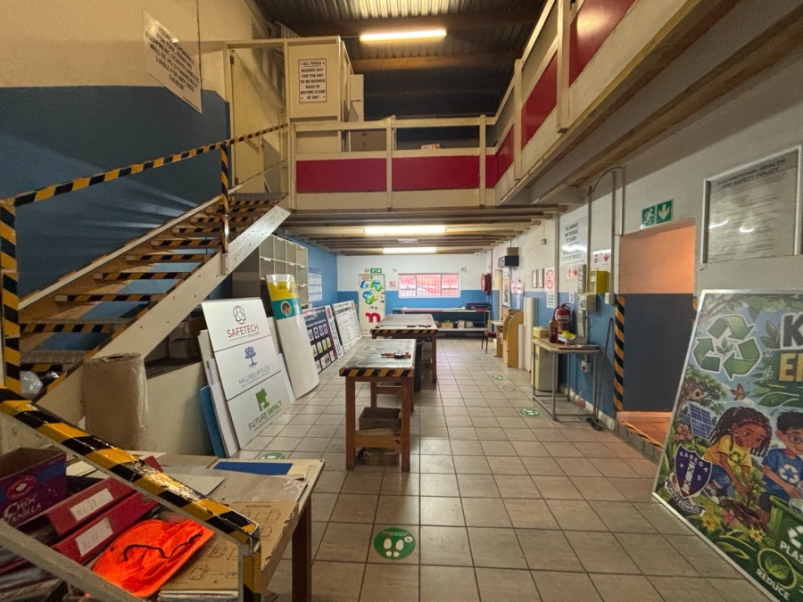 Commercial Property for Sale in Neave Industrial Eastern Cape